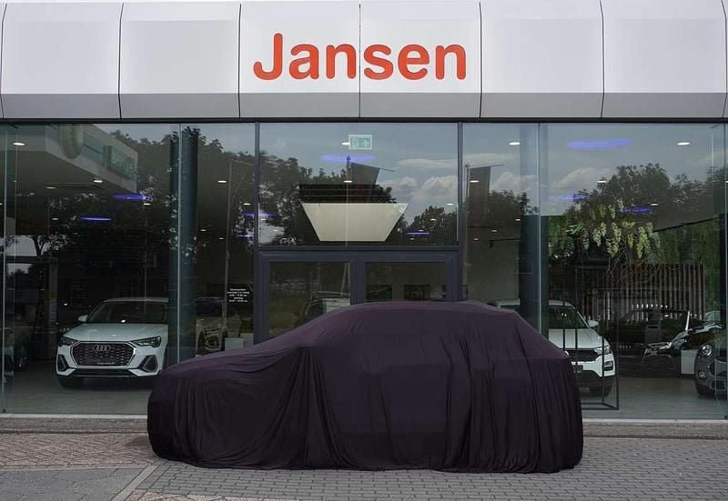 Zwart (metallic) Gebruikt 2022 Audi SQ2 SUV | € 44.750 (Eerlijke prijs) - Afbeelding 1/1