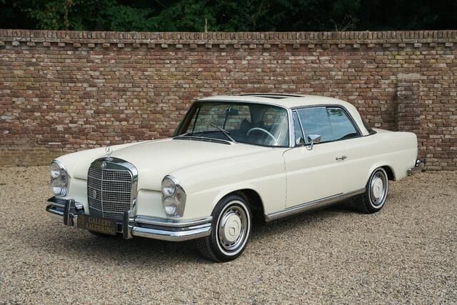 Wit Gebruikt 1968 Mercedes 280 SE Coupé | € 65.000 - Afbeelding 1/4