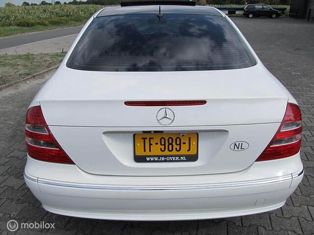 Occasion Mercedes E320 Avantgarde 223 PK (164 kW) 2003 Wit Sedan