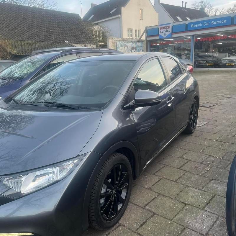 Occasion Honda Civic Comfort 142 PK (104 kW) 2012 Grijs Hatchback