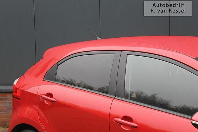 Occasion Kia Rio Plus 86 PK (63 kW) 2013 Rood (metallic) Hatchback