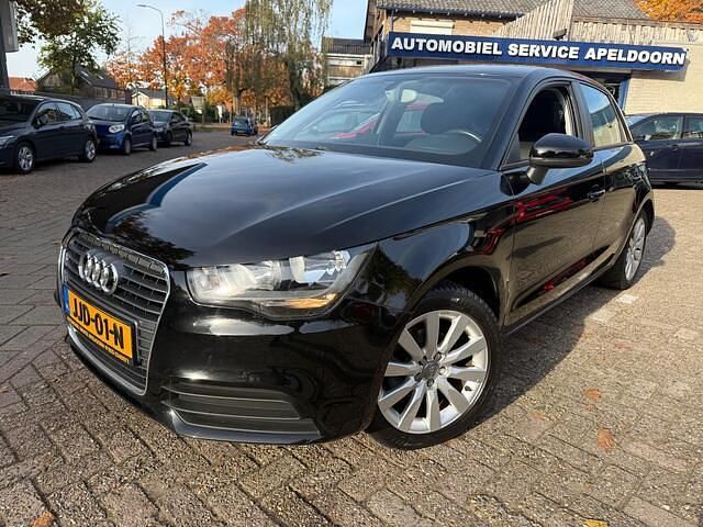 Zwart Gebruikt 2014 Audi A1 Sportback Ambition Hatchback | € 9.750 (Eerlijke prijs) - Afbeelding 1/4