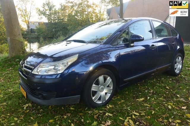 Blauw Gebruikt 2006 Citroën C4 Business Class Hatchback | € 1.950 (Eerlijke prijs) - Afbeelding 1/4