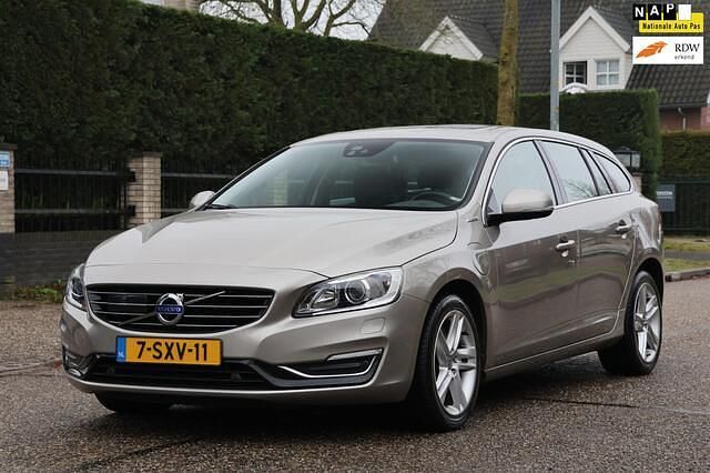 Occasion Volvo V60 215 PK (158 kW) 2013 Grijs Stationwagen