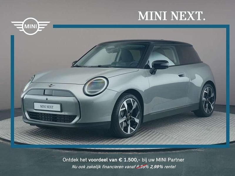 Occasion Mini Cooper Classic 135 kW (184 PK) 2025 Grijs Hatchback