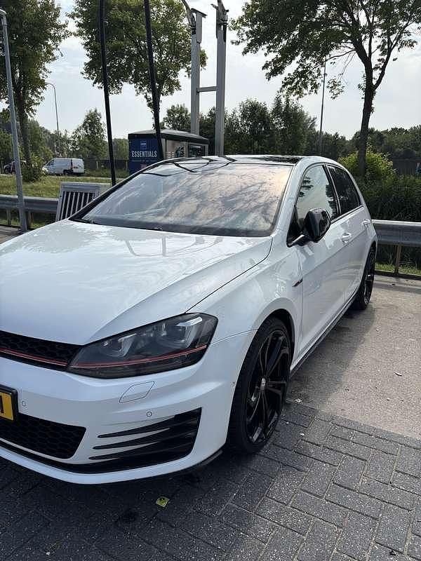 Wit Gebruikt 2014 VW Golf VII GTI Stationwagen | € 17.250 (Duur) - Afbeelding 1/4