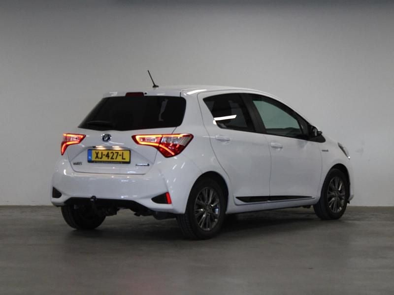 Occasion Toyota Yaris Executive 101 PK (74 kW) 2018 Wit Hatchback