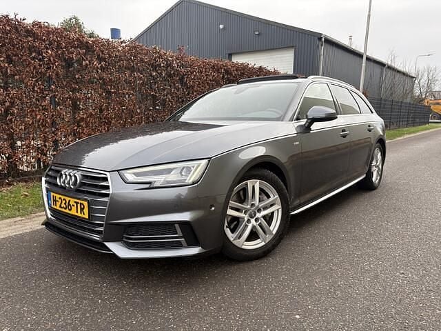 Grijs Occasion 2016 Audi A4 S-Line Stationwagen | € 16.750 (Eerlijke prijs) - Afbeelding 1/4