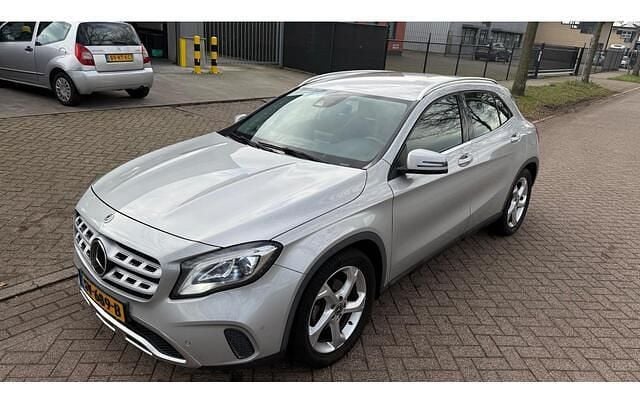 Occasion Mercedes GLA180 Business 122 PK (89 kW) 2017 Grijs SUV