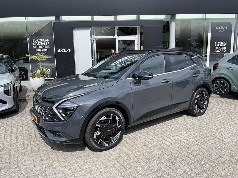 Grijs Gebruikt 2024 Kia Sportage SUV | € 44.945 (Iets duurder) - Afbeelding 1/4
