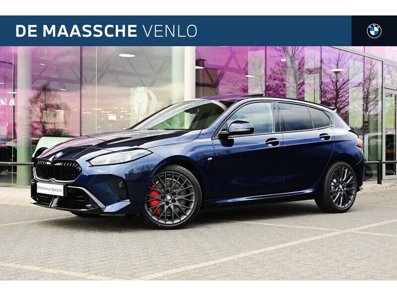 Tansanit Gebruikt 2025 BMW 120 M Sport Hatchback | € 46.950 (Eerlijke prijs) - Afbeelding 1/4