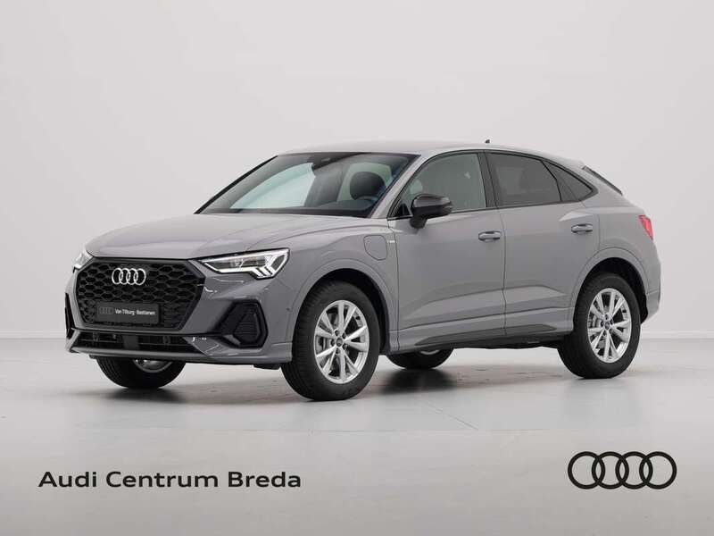 Grijs Nieuw 2025 Audi Q3 Sportback Design SUV | € 62.940 (Duur) - Afbeelding 1/4