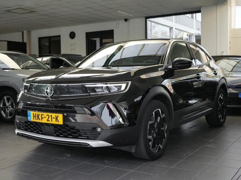 Zwart Gebruikt 2021 Opel Mokka Ultimate SUV | € 22.950 (Eerlijke prijs) - Afbeelding 1/3