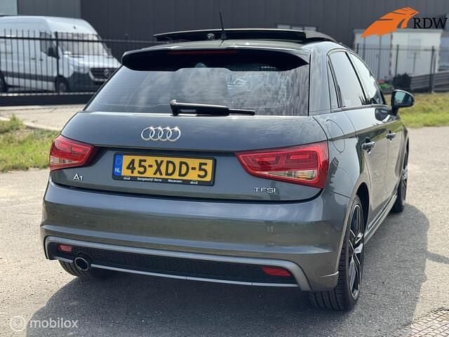Occasion Audi A1 Sportback Attraction 86 PK (63 kW) 2012 Grijs Hatchback