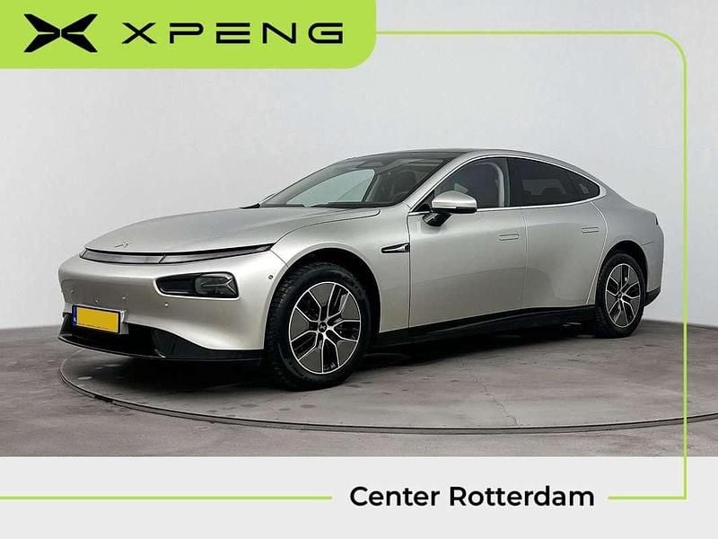 Grijs Gebruikt 2024 XPENG P7 RWD Long Range Sedan | € 36.945 - Afbeelding 1/4