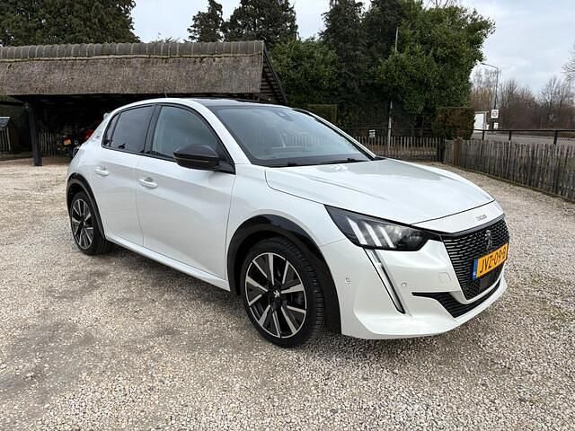 Occasion Peugeot 208 GT 101 PK (74 kW) 2021 Wit (metallic) Hatchback