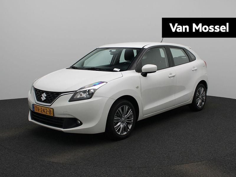 Wit Gebruikt 2018 Suzuki Baleno Exclusive Hatchback | € 13.900 (Eerlijke prijs) - Afbeelding 1/4