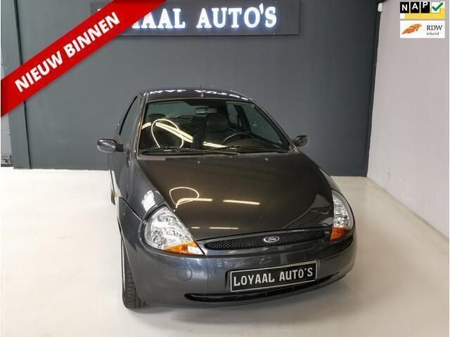 Grijs, metallic lak Gebruikt 2007 Ford Ka Collection Hatchback | € 1.999 (Iets duurder) - Afbeelding 1/4