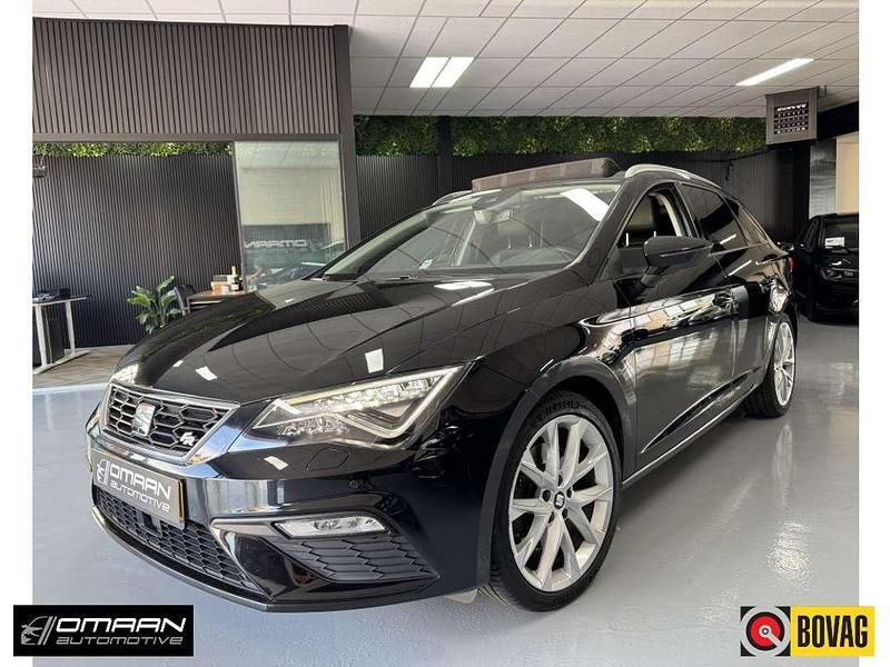 Zwart Gebruikt 2018 Seat Leon ST Beats Stationwagen | € 18.490 (Eerlijke prijs) - Afbeelding 1/4