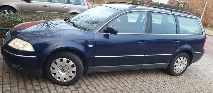 Occasion 2004 VW Passat Stationwagen | € 650 (Eerlijke prijs) - Afbeelding 1/4