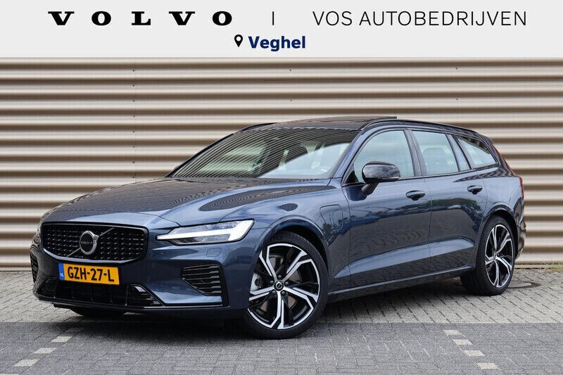 Blauw Gebruikt 2025 Volvo V60 Ultra Stationwagen | € 56.950 (Duur) - Afbeelding 1/4
