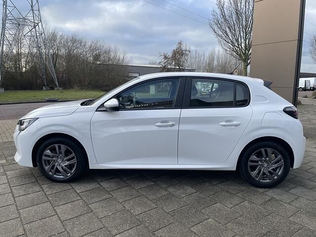 Occasion Peugeot 208 Active 75 PK (55 kW) 2022 Wit Hatchback