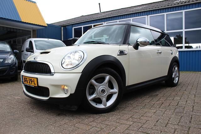 Wit Gebruikt 2009 Mini Cooper Clubman Chili Stationwagen | € 6.888 (Eerlijke prijs) - Afbeelding 1/4