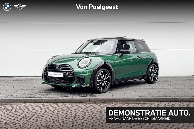 Groen Nieuw 2025 Mini John Cooper Works Hatchback | € 40.500 (Eerlijke prijs) - Afbeelding 1/4
