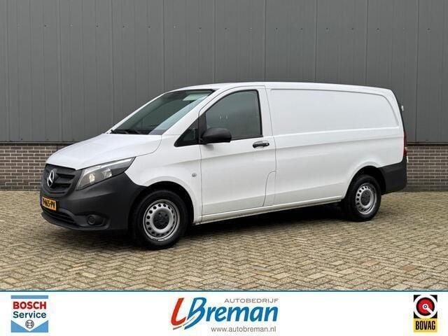 Wit Gebruikt 2018 Mercedes Vito MPV | € 15.995 (Super prijs) - Afbeelding 1/4