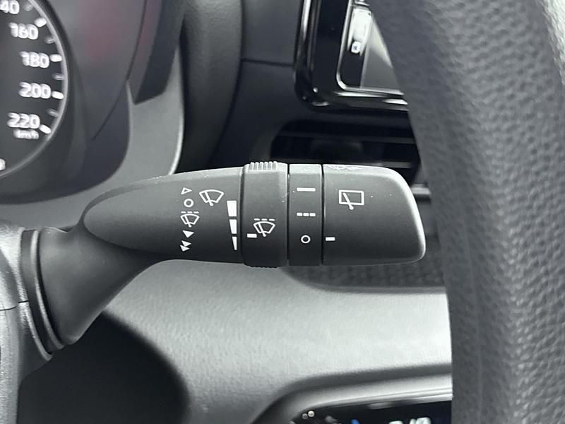 Occasion Toyota Yaris Hybrid Comfort 116 PK (85 kW) 2025 Wit Hatchback