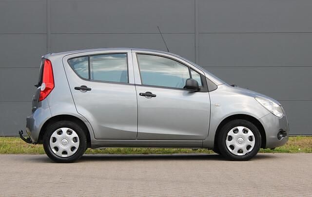 Occasion Opel Agila Selection 65 PK (47 kW) 2011 Grijs Hatchback