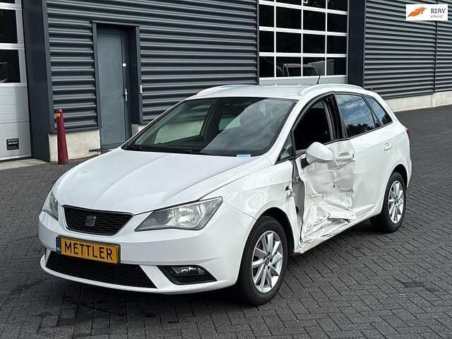 Wit Gebruikt 2013 Seat Ibiza ST Stationwagen | € 2.450 (Super prijs) - Afbeelding 1/4