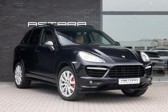 Zwart, metallic lak Gebruikt 2011 Porsche Cayenne Turbo SUV | € 25.800 - Afbeelding 1/4