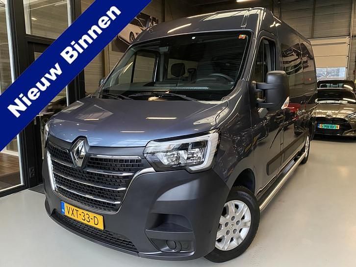 Blauw Gebruikt 2023 Renault Master Komfort Van | € 31.950 (Duur) - Afbeelding 1/4