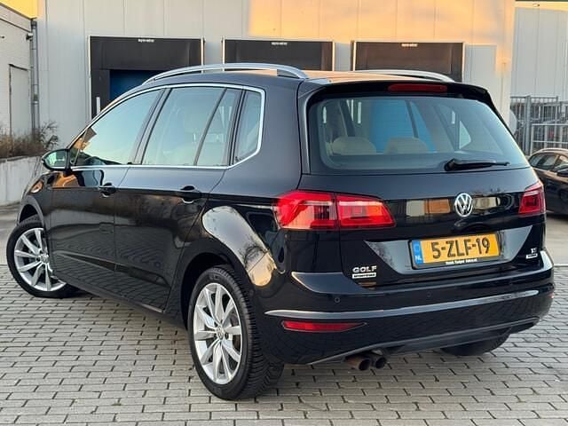 Occasion VW Golf Sportsvan Highline 125 PK (91 kW) 2014 Zwart (metallic) MPV