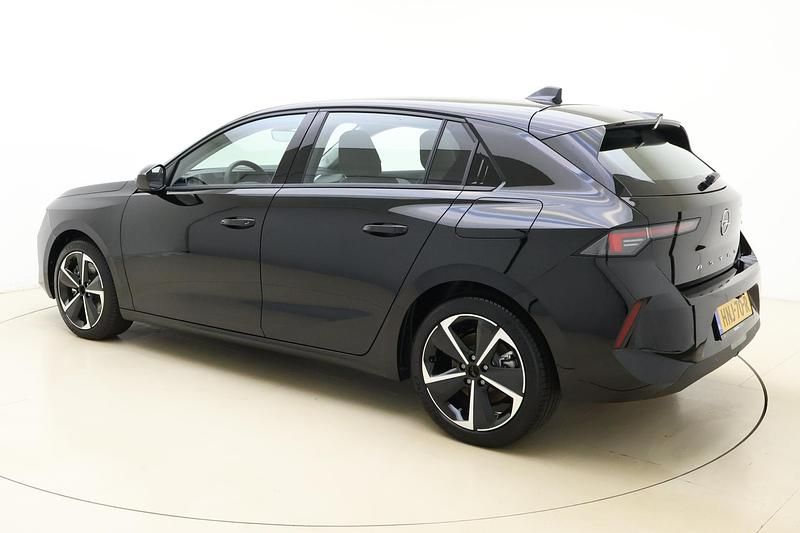 Nieuw Opel Astra GS Line 181 PK (133 kW) 2025 Zwart Hatchback