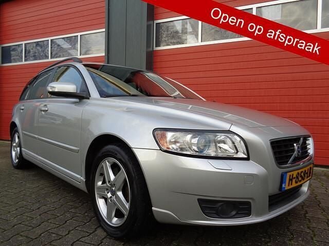 Grijs Occasion 2008 Volvo V50 Stationwagen | € 6.950 (Eerlijke prijs) - Afbeelding 1/4