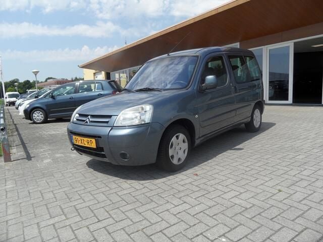 Grijs Gebruikt 2007 Citroën Berlingo MPV | € 2.195 (Goede deal) - Afbeelding 1/4