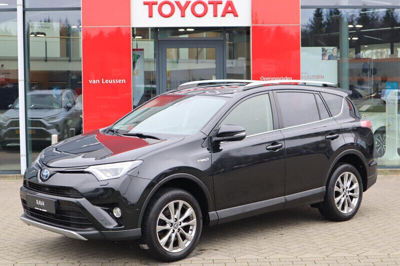Zwart Gebruikt 2018 Toyota RAV4 Hybrid Executive SUV | € 26.899 (Eerlijke prijs) - Afbeelding 1/1