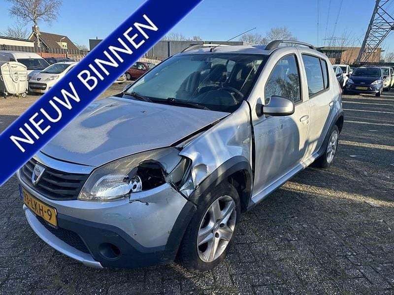 Grijs Gebruikt 2010 Dacia Sandero Stepway Hatchback | € 1.450 (Super prijs) - Afbeelding 1/4