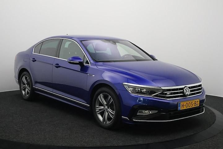 Occasion VW Passat Business 150 PK (110 kW) 2020 Blauw (metallic) Sedan