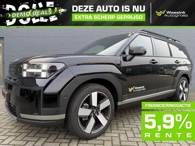 Zwart Gebruikt 2024 Hyundai Santa Fe Premium SUV | € 48.999 - Afbeelding 1/3