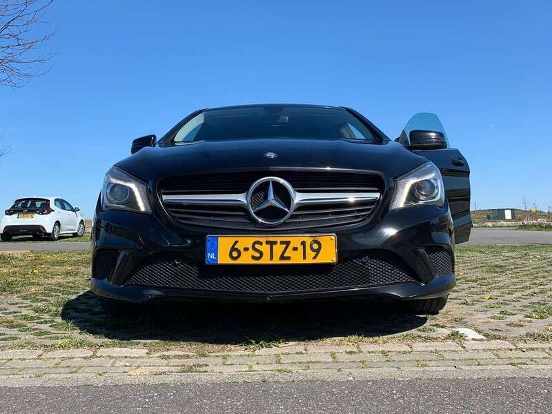 Zwart Gebruikt 2013 Mercedes CLA180 Ambition Sedan | € 15.000 (Duur) - Afbeelding 1/4