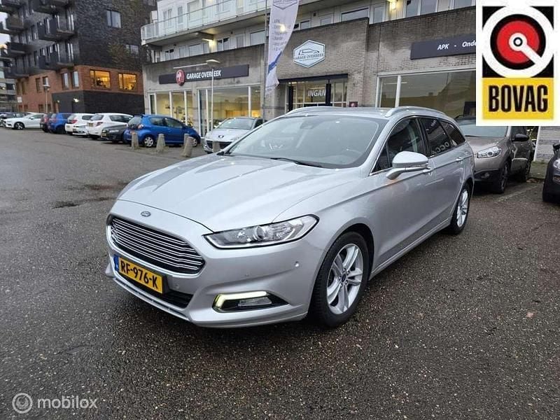 Grijs Occasion 2017 Ford Mondeo Titanium Stationwagen | € 14.450 (Eerlijke prijs) - Afbeelding 1/4