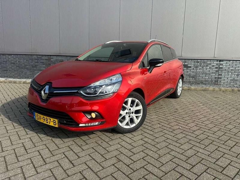 Occasion Renault Clio GrandTour LIMITED 90 PK (66 kW) 2018 Rood Stationwagen
