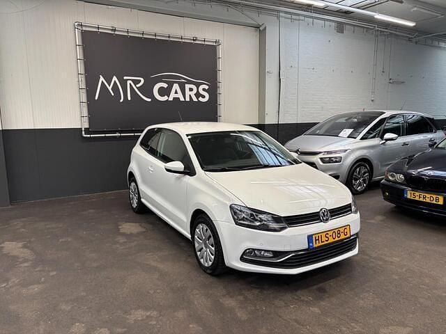 Wit Gebruikt 2017 VW Polo Highline Hatchback | € 9.950 (Eerlijke prijs) - Afbeelding 1/4