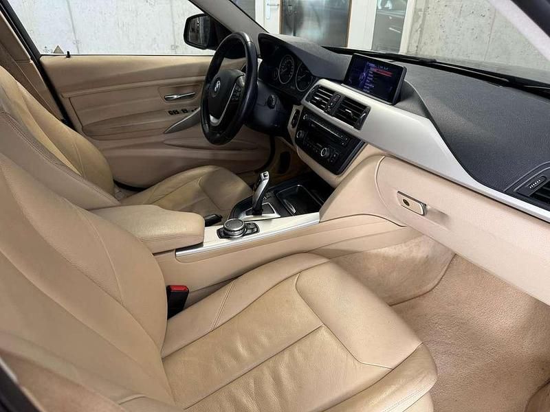 Occasion BMW 320 163 PK (119 kW) 2013 Blauw Stationwagen