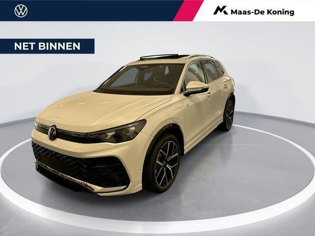 Wit Nieuw 2025 VW Tiguan R-line Edition SUV | € 54.940 (Eerlijke prijs) - Afbeelding 1/4