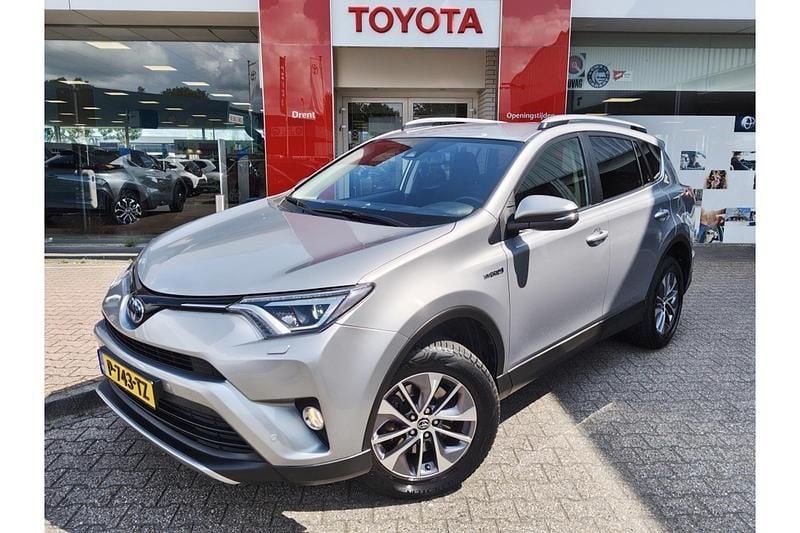 Gebruikt 2018 Toyota RAV4 Hybrid SUV | € 23.390 (Eerlijke prijs) - Afbeelding 1/1