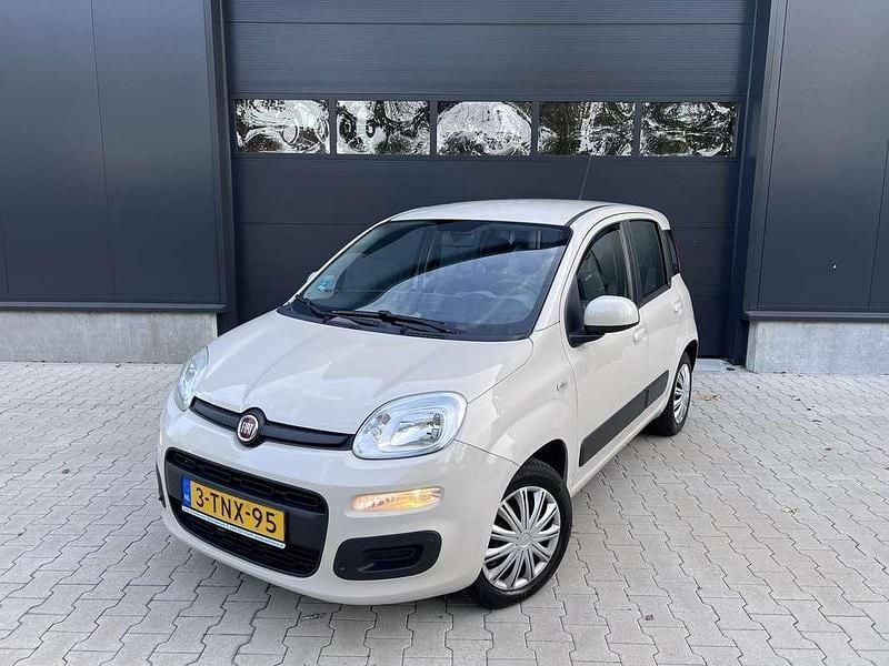 Beige Gebruikt 2014 Fiat Panda Hatchback | € 4.199 (Eerlijke prijs) - Afbeelding 1/4